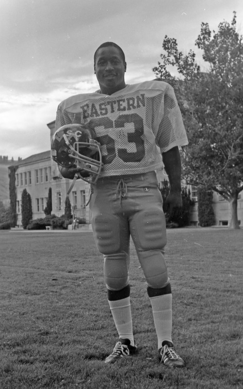 1984 Football Player, September Portraits 01