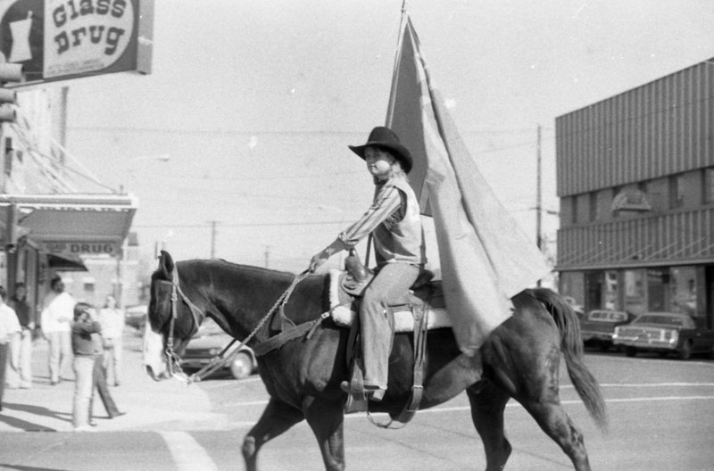 1981 Homecoming Parade, Horses &amp; Flags 05