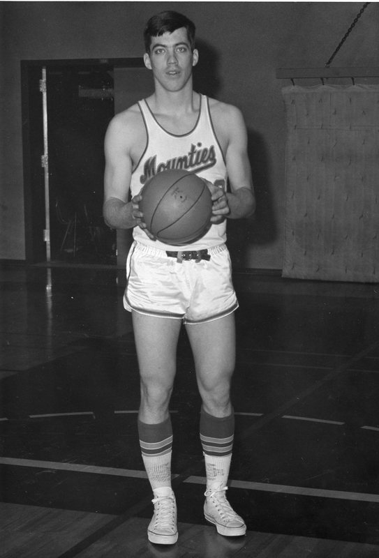 1967 Baskerball Player