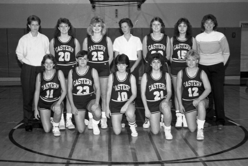 1986 Women's Basketball Team 04