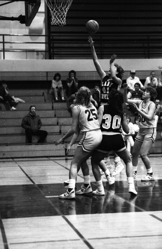 1987 Women's Basketball Action, George Fox at EOSC 11