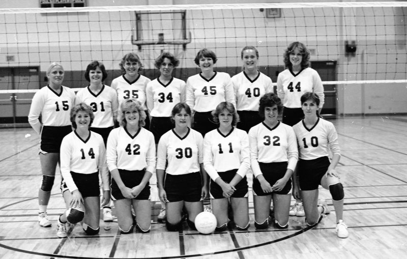 1980 Women's Volleyball Team 06
