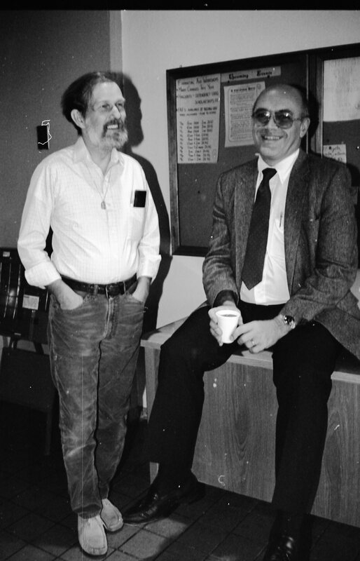 1988 Employees, Talking 02
