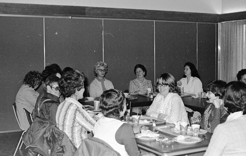 1976 Employees, Secretaries Luncheon 07