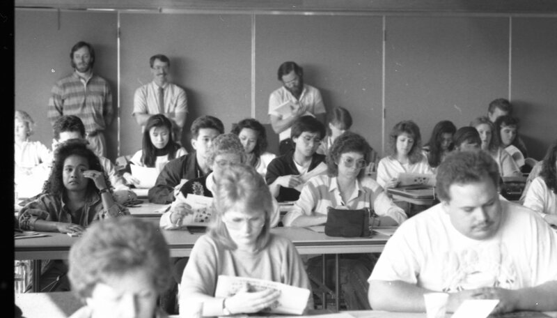 1990 New Student Spring Registration 08