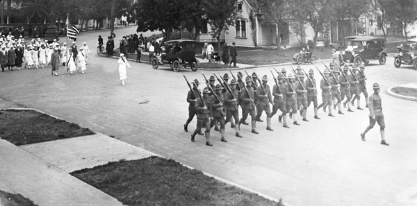 La Grande Parade, WWI End 3