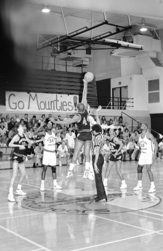 1988 Basketball Action, WOU at EOSC 01