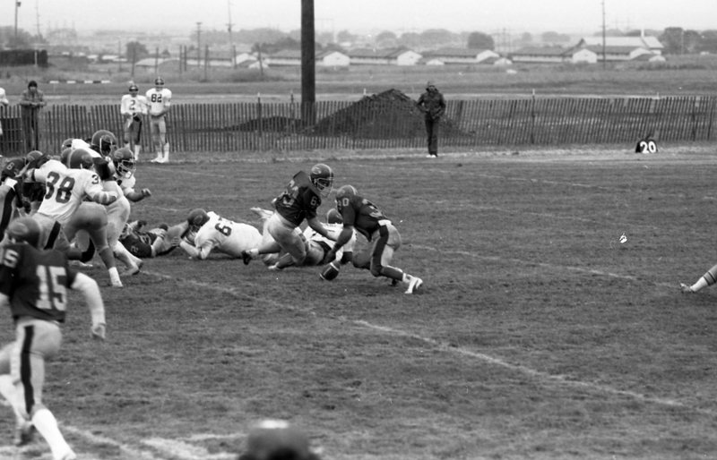 1982 Football, Alumni Game 15