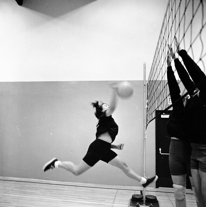 1972 Volleyball Action 18