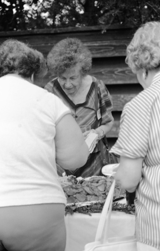 1987 Elderhostel Program, BBQ 04