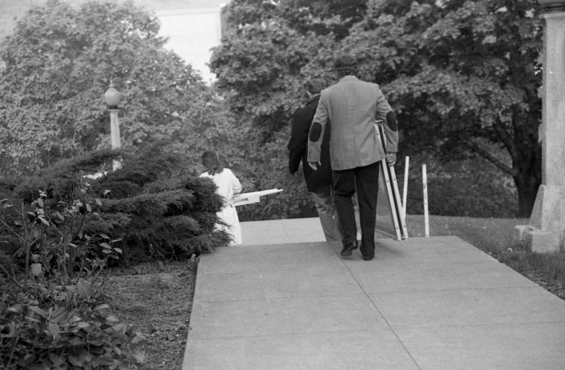 1986 Field Trip, Leaving 01