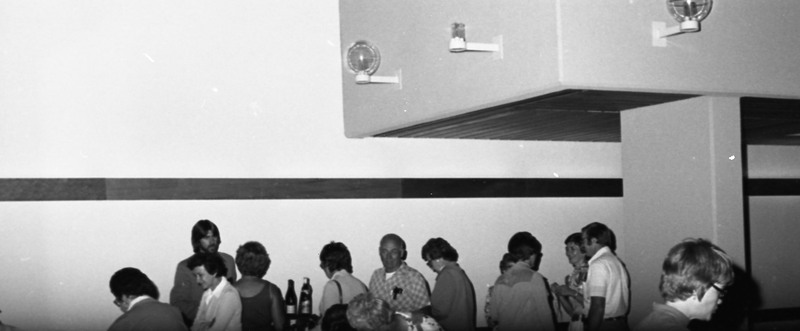 1976 Mini College, Social 03