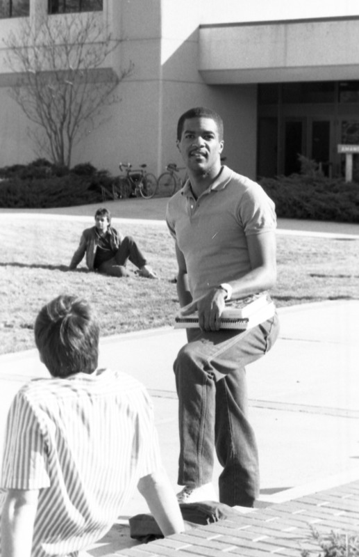 1986 Students, Outdoors in March 39