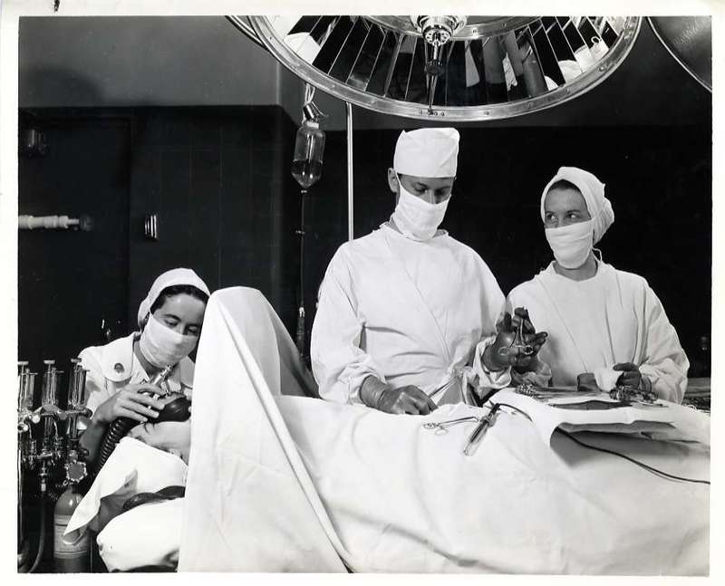40's Nursing Surgery