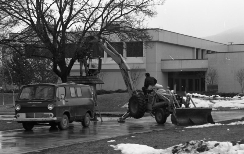 1982 Campus Clock, Installation 11