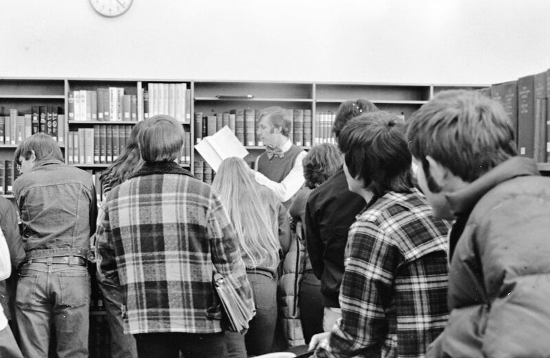 1975 Walter M. Pierce Library, Classroom 03
