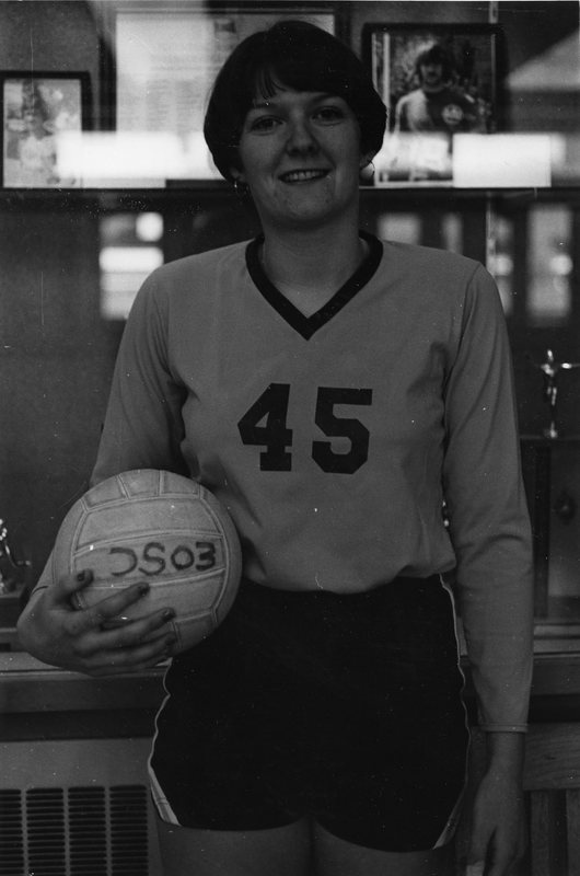 1981 Volleyball Player 1-2