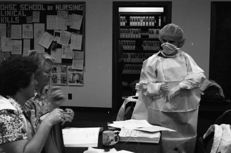 1981 Nursing Program, Sterile Attire 04