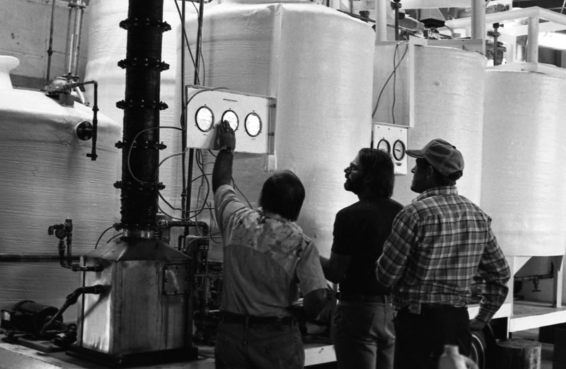 1981 Alcohol Fuels Still Operating 03