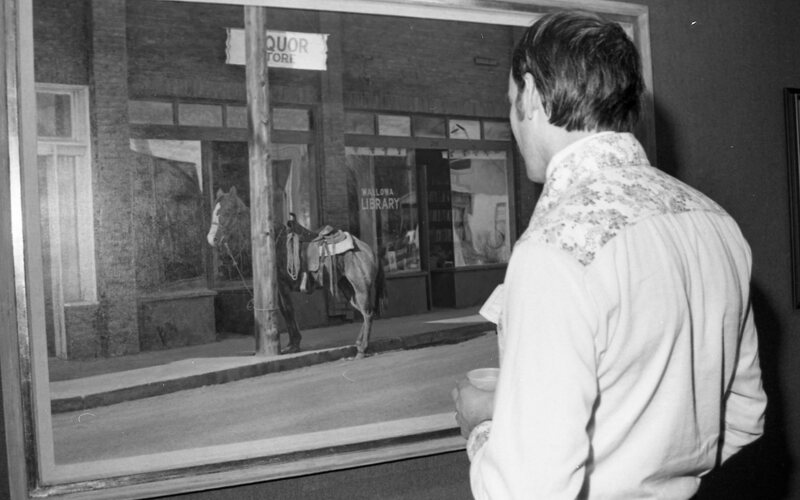 1985 Art Gallery Opening 19