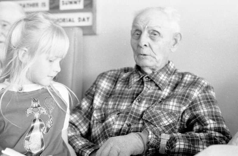 1983 Ackerman Elementary School, Field Trip to Valley View Manor 08
