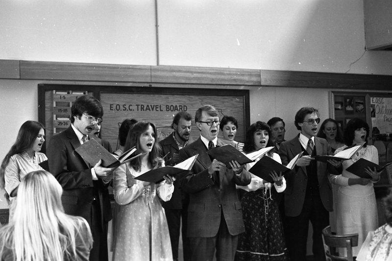 1982 Blue &amp; Gold Singers 03