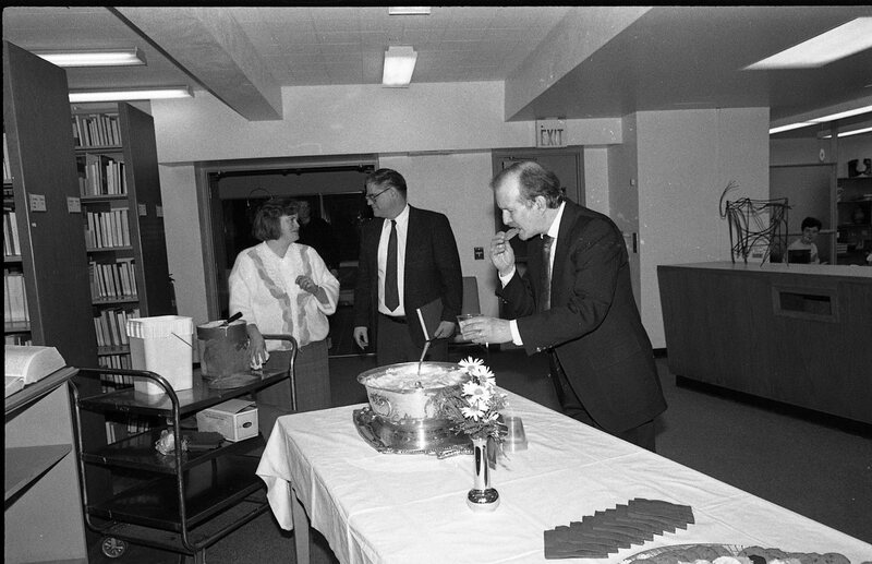 1991 Jack Evans, "Powerful Rockey" Book Signing 04