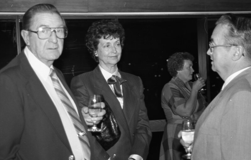 1986 Alumni Dinner, Social 12