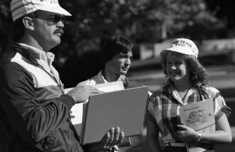 1985 Orientation, Tours 02
