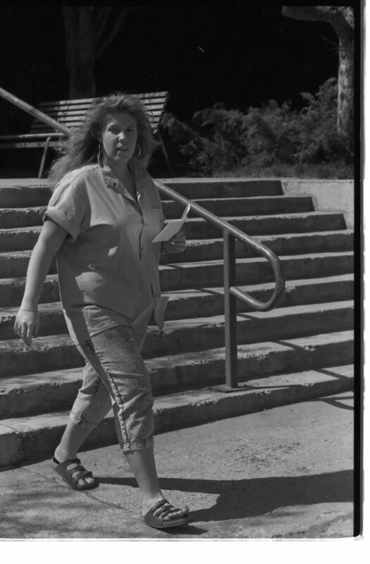 1989 Students, Outdoors 30