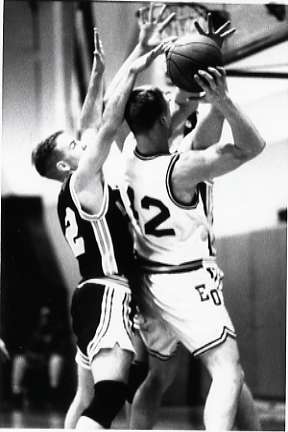 1993 Basketball Action