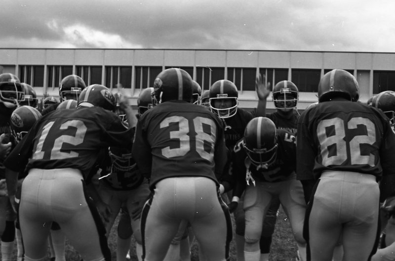 1980 Football, Pregame Warm-ups 08