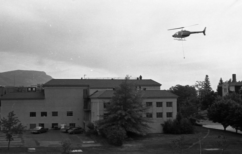 1977 Radio, New KEOL Antenna Installation 04