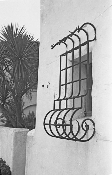 California, Iron Grillwork