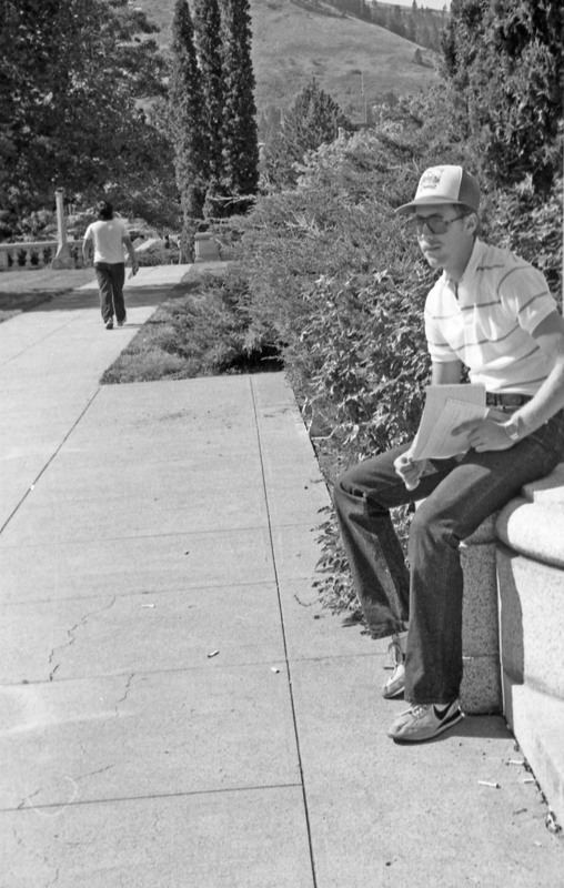 1985 Students, September Outdoor Candid Shots 10