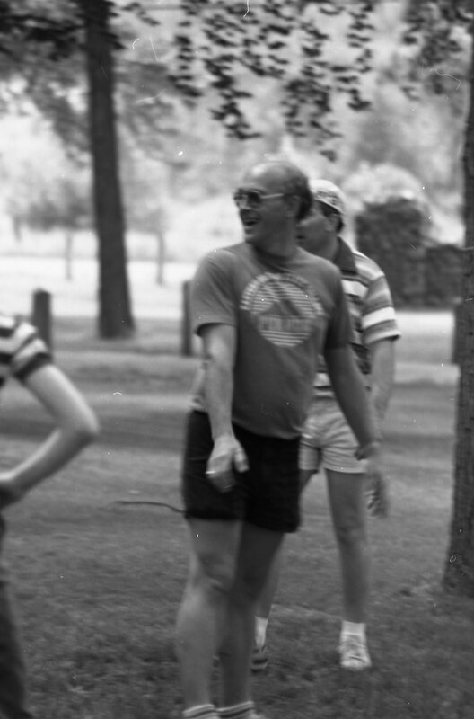 1985 Employees, Picnic at Riverside Park 20