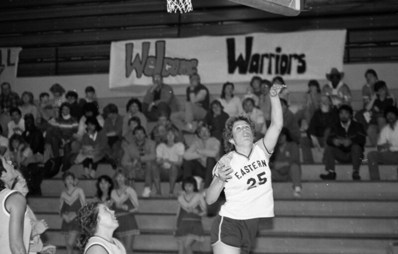 1985 Women's Basketball Action, EOSC vs. LCSC 14