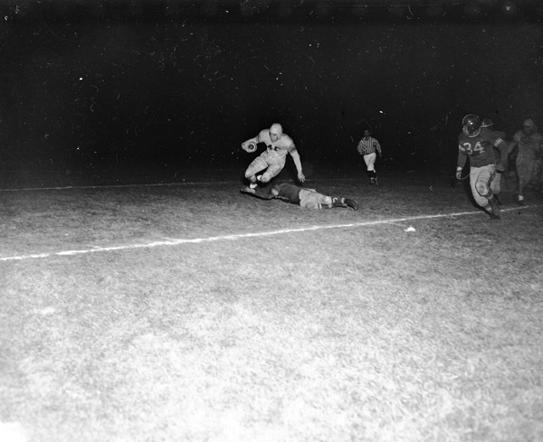 1949 Football Action 4