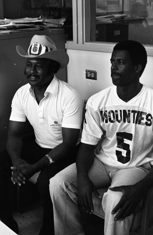 1982 Football, Havan Jones Going Pro 05