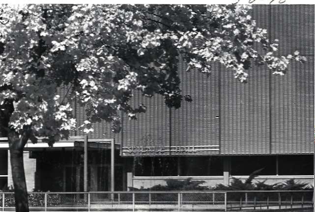 1977 Badgley Hall Entrance 1