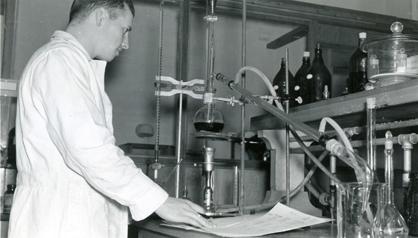 1949-50 Classroom, Science 1-2