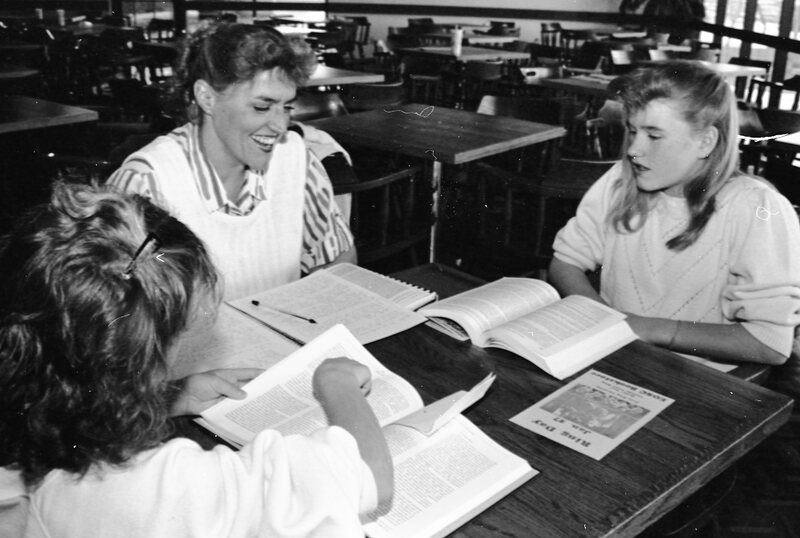 1988 Promotional Material with Peggy Pittock and Children 02