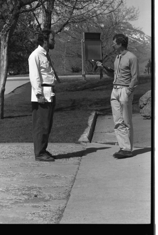 1989 Employees, Talking 01