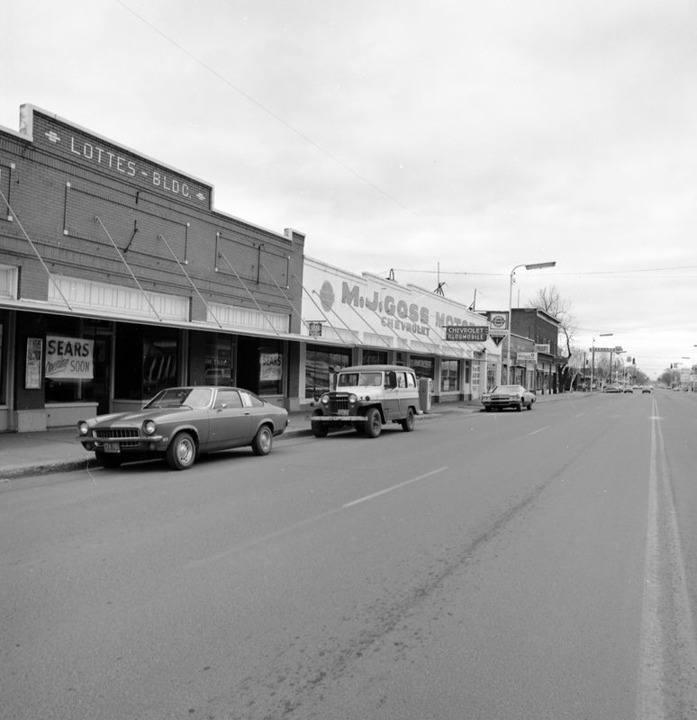 80's La Grande, Street Scenes 01