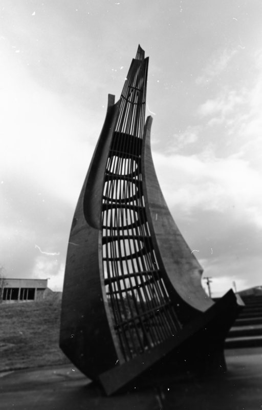 1983 Gronek Amphitheater, Sculpture 01