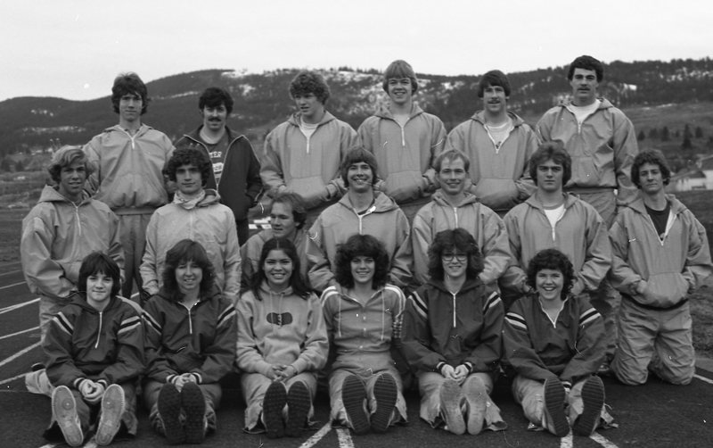 1982 Track Team 02