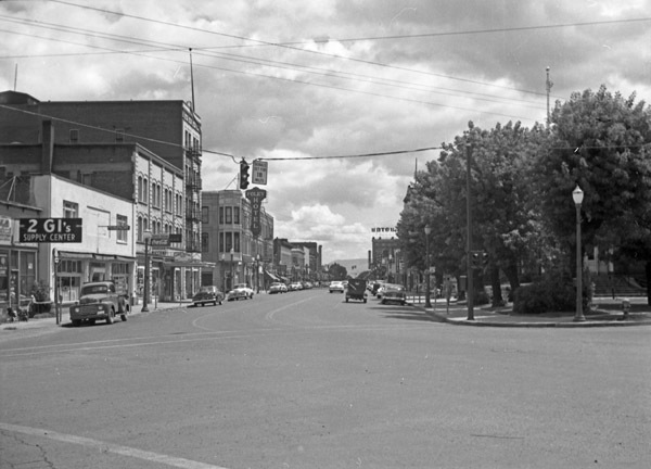 La Grande, Street Scene 7