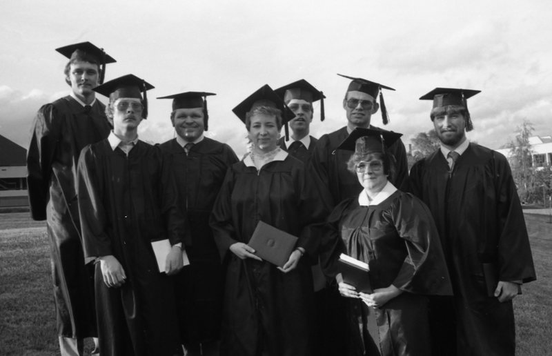 1985 Graduates, Outdoors 01