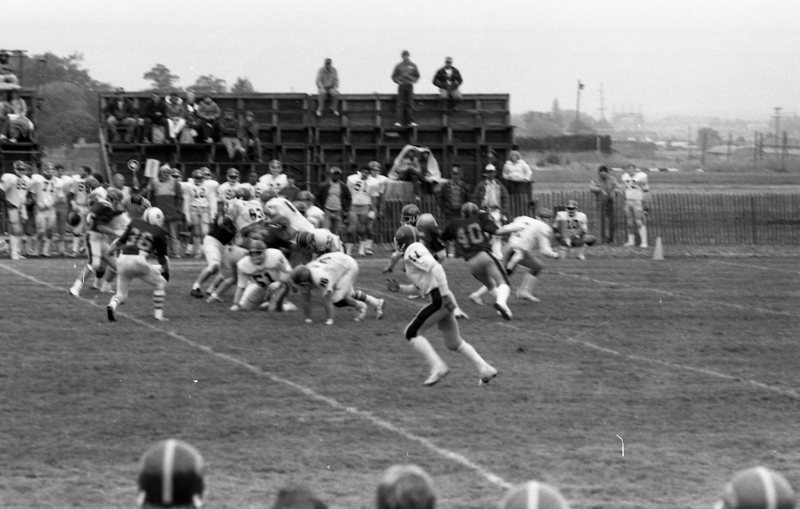 1982 Football, Alumni Game 05