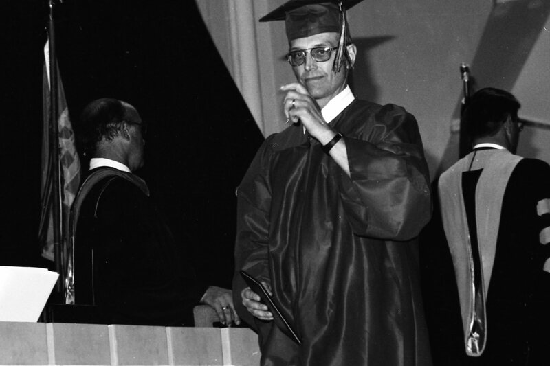 1986 Graduation 30